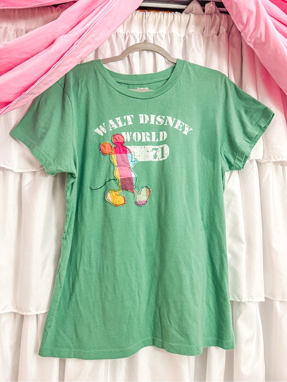 Disney World Y2K inspired tee XXL